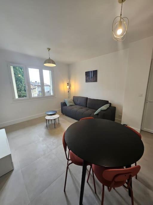 T 2 Lumineux Drome Des Collines Apartman Chateauneuf-de-Galaure Kültér fotó